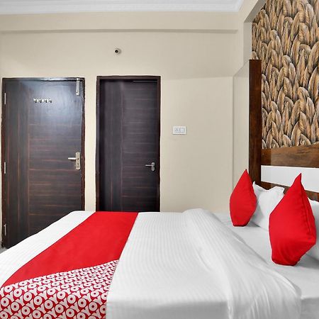 Hotel O Zodiac Індаур Екстер'єр фото